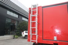 奔驰 乌尼莫克 230马力 4X4消防车(U4023) 奔驰 乌尼莫克 230马力 4X4消防车(U4023)