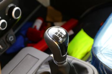 �������� С���Q�� 122���� 4X2 3.1����ж��(����)ͼƬ