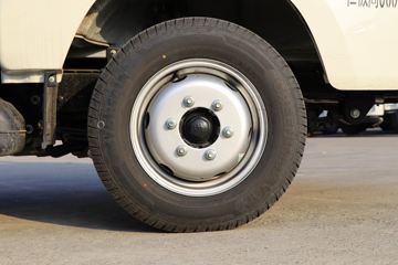 �������� С���Q�� 122���� 4X2 3.1����ж��(����)ͼƬ