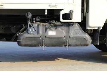 �������� С���Q�� 122���� 4X2 3.1����ж��(����)ͼƬ