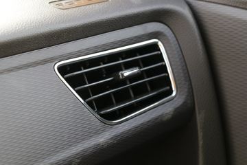 �������� С���Q�� 122���� 4X2 2.6����ж��(����)ͼƬ