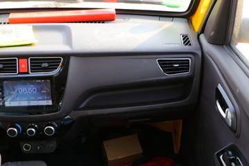 �������� С���Q�� 122���� 4X2 2.6����ж��(����)ͼƬ