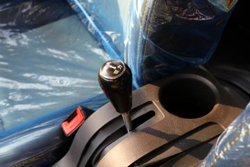 �������� С���Q�� 122���� 4X2 2.6����ж��(����)ͼƬ