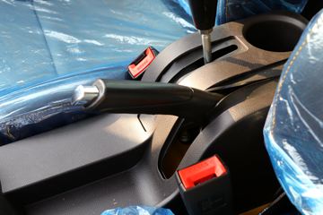 �������� С���Q�� 122���� 4X2 2.6����ж��(����)ͼƬ