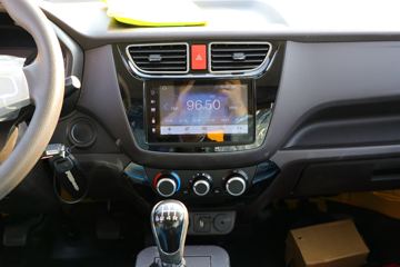 �������� С���Q�� 122���� 4X2 2.6����ж��(����)ͼƬ