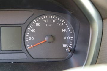 �������� С���Q�� 122���� 4X2 2.6����ж��(����)ͼƬ