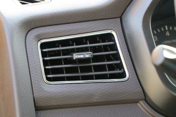 �������� С���Q�� 122���� 4X2 2.6����ж��(����)ͼƬ