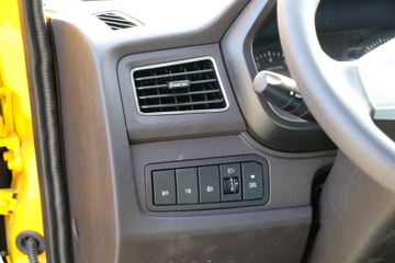 �������� С���Q�� 122���� 4X2 2.6����ж��(����)ͼƬ