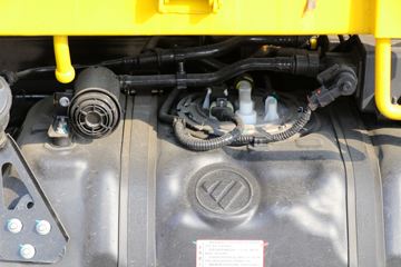 �������� С���Q�� 122���� 4X2 2.6����ж��(����)ͼƬ