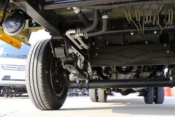 �������� С���Q�� 122���� 4X2 2.6����ж��(����)ͼƬ