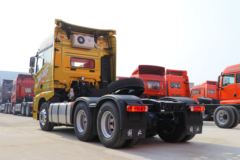 青岛解放 JH6重卡 领航版2.0 南方款 560马力 6X4 AMT自动档牵引车(国六)(CA4259P25K2T1E6A80)