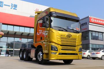 青岛解放 JH6重卡 领航版2.0 南方款 560马力 6X4 牵引车(国六)(CA4258P25K2T1E6A80)