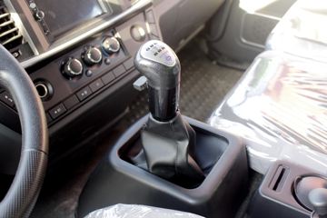 �����½� ����D1 160���� 4X2 4.2����ж��(����)ͼƬ