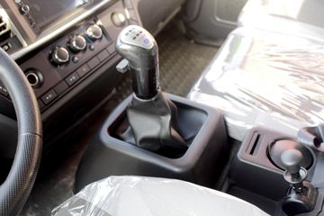 �����½� ����D1 160���� 4X2 4.2����ж��(����)ͼƬ