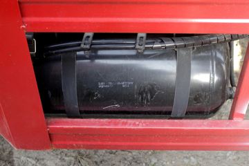 �����½� ����D1 160���� 4X2 4.2����ж��(����)ͼƬ