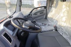 中国重汽HOWO 追梦 130马力 4X2 4.1米冷藏车(国六)(ZZ5047XLCH3315F145)