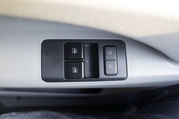 �й�����HOWO ׷�� 130���� 4X2 4.1����س�(����)(ZZ5047XLCH3315F145)ͼƬ