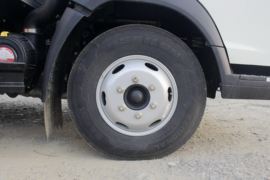 追梦&nbsp;冷藏车底盘图片