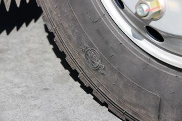 �й�����HOWO ͳ˧ 130���� 4.15�׵�����ʽ�ῨͼƬ