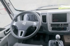 中国重汽HOWO 追梦 130马力 4.15米单排厢式轻卡(ZZ5047XXYF3114F144)