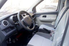 长安凯程 星卡EV 2.35T 2.7米单排纯电动保温车(红星牌)(国六)(HX5023XBWBEV)33.79kWh