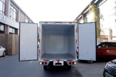 长安凯程 星卡EV 2.35T 2.7米单排纯电动保温车(红星牌)(国六)(HX5023XBWBEV)33.79kWh