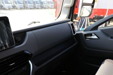 Ծ�� ����H300 150���� 4.2��AMT�Զ������������Ῠ(����)ͼƬ