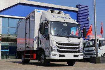 上汽跃进 超越H300 150马力 4X2 4.09米冷藏车(SH5043XLCZFDDWZ)
