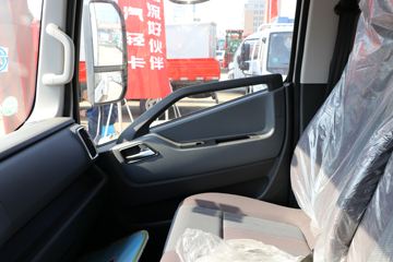 Ծ�� ����H300 131���� 4X2 4.09����س�(SH5043XLCZFDCWZ2)ͼƬ