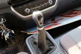 超越H系&nbsp;冷藏车驾驶室图片