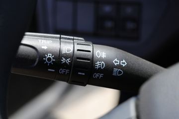 Ծ�� ����H300 131���� 4X2 4.09����س�(SH5043XLCZFDCWZ2)ͼƬ