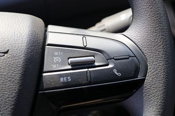 Ծ�� ����H300 131���� 4X2 4.09����س�(SH5043XLCZFDCWZ2)ͼƬ