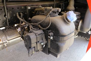 Ծ�� ����H300 131���� 4X2 4.09����س�(SH5043XLCZFDCWZ2)ͼƬ