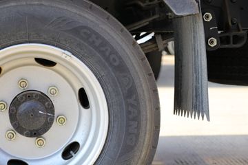 Ծ�� ����H300 131���� 4X2 4.09����س�(SH5043XLCZFDCWZ2)ͼƬ