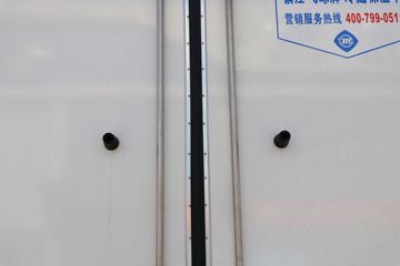 Ծ�� ����H300 131���� 4X2 4.09����س�(SH5043XLCZFDCWZ2)ͼƬ