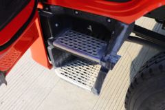 跃进 运霸H500 184马力 6.15米单排仓栅式轻卡(国六)(SH5143CCYZKDDWZ1)