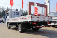 跃进 福星S100Plus 115马力 3.65米单排栏板轻卡(国六)(SH1043KCDCNZ1) 跃进 福星S100Plus 115马力 3.65米单排栏板轻卡(国六)(SH1043KCDCNZ1)