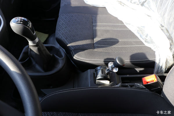 上汽轻卡无锡直营店 蓝芯惠购 悦享好礼