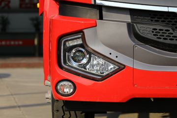 ���� �����A5L�п� 220���� 4X2 6.8�������ػ���(����)ͼƬ