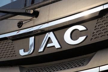 ���� �����A5L�п� 220���� 4X2 6.8�������ػ���(����)ͼƬ