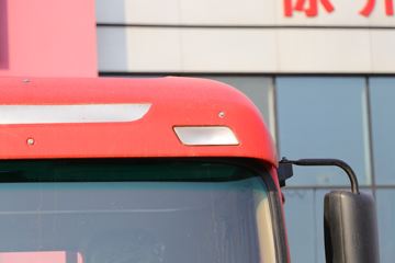 ���� �����A5L�п� 220���� 4X2 6.8�������ػ���(����)ͼƬ