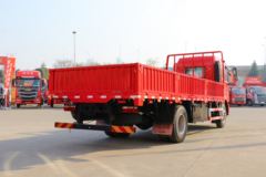 江淮 格尔发A5L中卡 220马力 4X2 6.8米栏板载货车(国六)