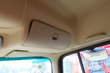 ���� �����A5L�п� 220���� 4X2 6.8�������ػ���(����)ͼƬ