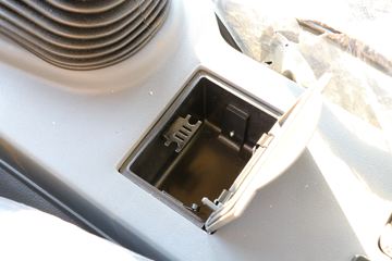 ���� �����A5L�п� 220���� 4X2 6.8�������ػ���(����)ͼƬ