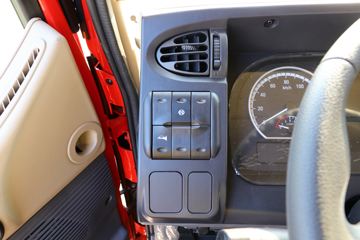 ���� �����A5L�п� 220���� 4X2 6.8�������ػ���(����)ͼƬ