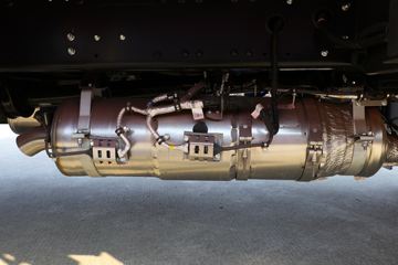 ���� �����A5L�п� 220���� 4X2 6.8�������ػ���(����)ͼƬ