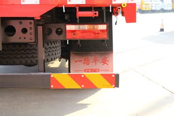 ���� �����A5L�п� 220���� 4X2 6.8�������ػ���(����)ͼƬ