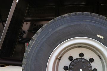 ���� �����A5L�п� 220���� 4X2 6.8�������ػ���(����)ͼƬ