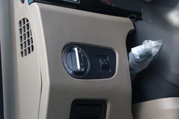 �����ؿ� ����L5000 �������� 260���� 4X2 6.8�ײ�դʽ�ػ���(����)(����)ͼƬ