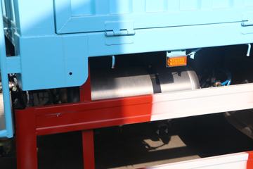 �����ؿ� ����L5000 �������� 260���� 4X2 6.8�ײ�դʽ�ػ���(����)(����)ͼƬ